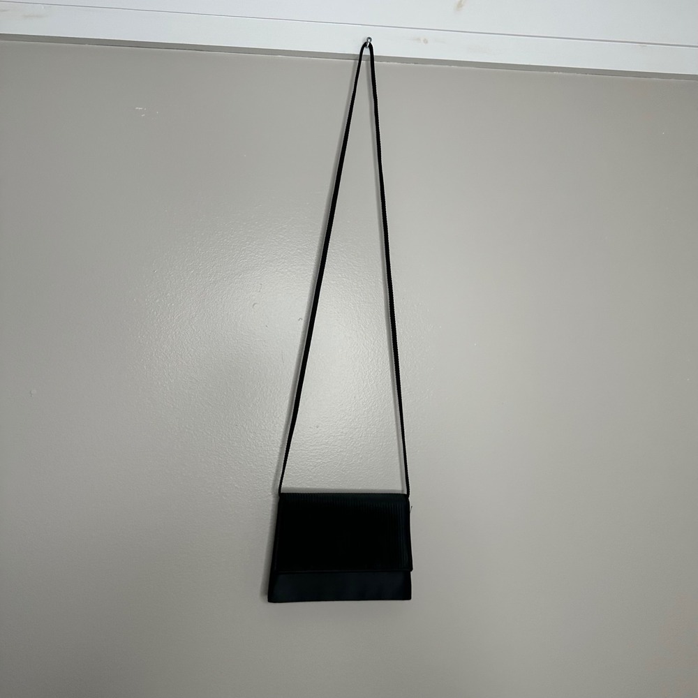 La Regale Women's LTD Black Pleated Satin Evening‎ Clutch Handbag Bag 90's